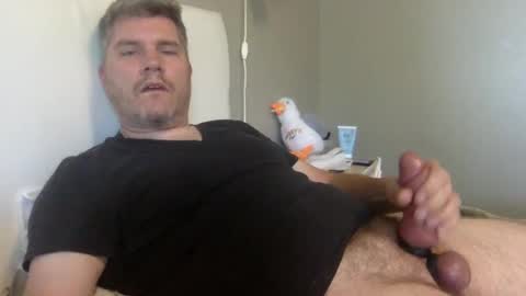 Snapshot of eagleraptor35 chatting on 10.01.25 ER35 online show from 10.01.25