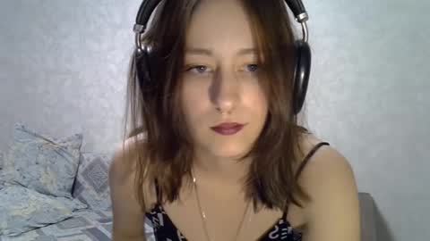 Molly online show from 10.20.25