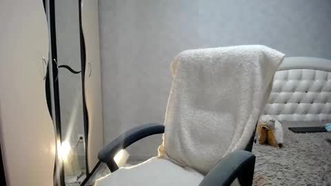 Linda online show from 12.13.25