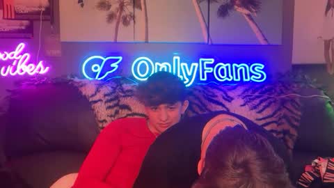 Snapshot of eastinwestin chatting on 03.07.26 eastinwestin online show from 03.07.26