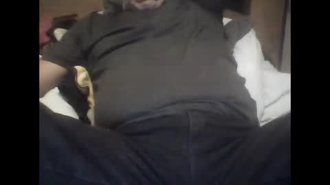 Snapshot of easye4015 chatting on 10.15.25 Easye online show from 10.15.25