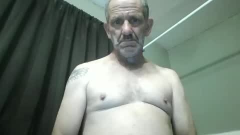 Snapshot of easye4015 chatting on 03.30.26 Easye online show from 03.30.26