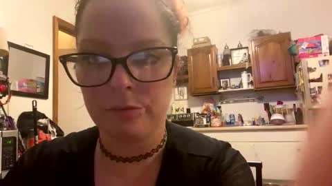 Snapshot of easyednem528280 chatting on 10.22.25 easyednem528280 online show from 10.22.25