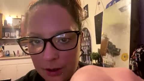 Snapshot of easyednem528280 chatting on 11.05.25 easyednem528280 online show from 11.05.25