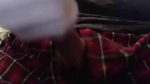 Snapshot of eat_a_peach2 chatting on 11.21.25 eat_a_peach2 online show from 11.21.25