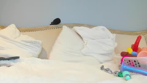 Allison online show from 12.18.24