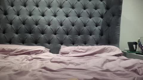 Snapshot of eatmypie69 chatting on 12.15.25 Nadia Ferreira online show from 12.15.25