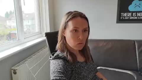 Nadia Ferreira  online show from 06.15.26