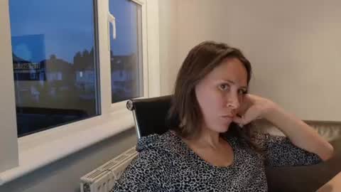 Nadia Ferreira  online show from 06.15.26