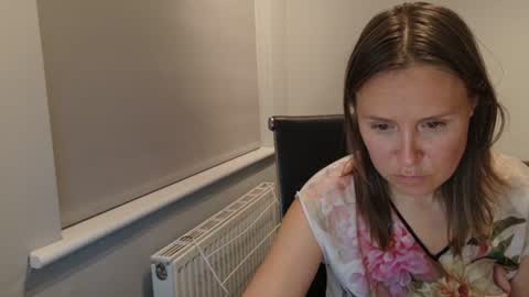 Nadia Ferreira  online show from 06.18.26