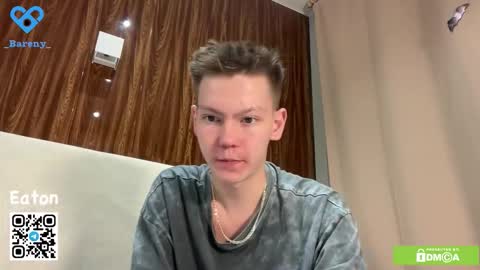 Snapshot of eaton_ chatting on 11.19.25 eaton_ online show from 11.19.25