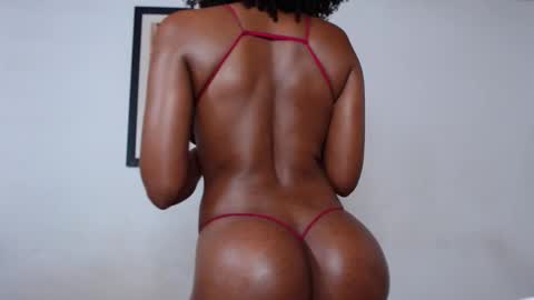 Laraand Drake online show from 11.12.25