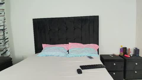 Angelina online show from 09.21.25