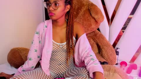 Snapshot of ebony_beautifull chatting on 12.28.24 Luci online show from 12.28.24