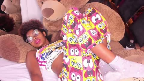 Snapshot of ebony_beautifull chatting on 02.08.25 Luci online show from 02.08.25