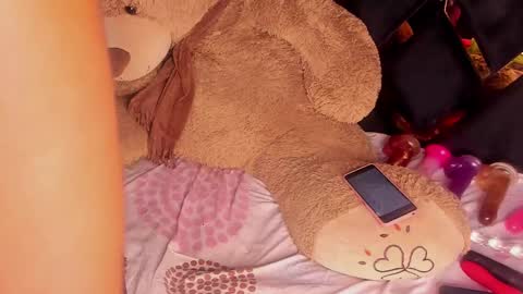 Snapshot of ebony_beautifull chatting on 02.15.25 Luci online show from 02.15.25