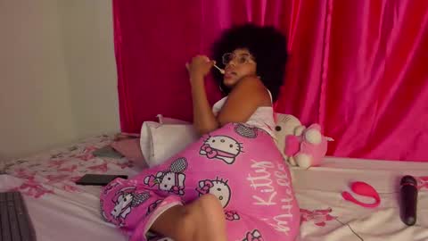 Snapshot of ebony_beautifull chatting on 03.14.26 Luci online show from 03.14.26