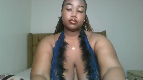 Snapshot of ebony_doll5 chatting on 06.17.26 ebony_doll5 online show from 06.17.26