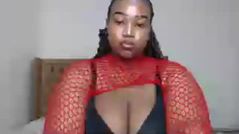 Snapshot of ebony_doll5 chatting on 06.22.26 ebony_doll5 online show from 06.22.26