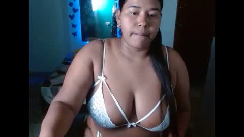 ebony_luna1 online show from 06.10.26