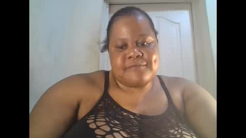ebony_magixs online show from 09.30.25