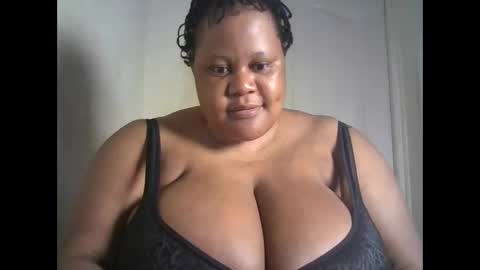 ebony_magixs online show from 10.06.25