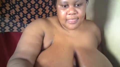 Snapshot of ebony_magixs chatting on 12.02.25 ebony_magixs online show from 12.02.25