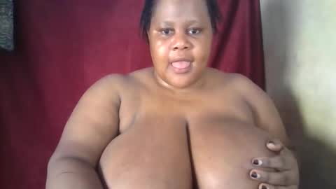 Snapshot of ebony_magixs chatting on 12.04.25 ebony_magixs online show from 12.04.25