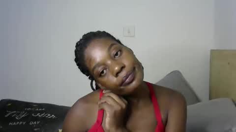 Snapshot of ebony_merry chatting on 12.13.25 ebony merry online show from 12.13.25