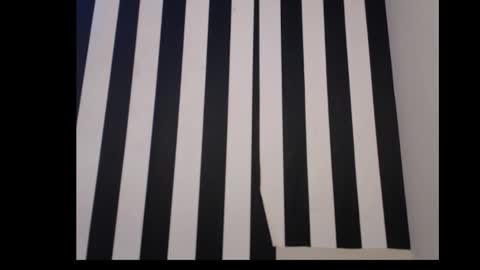 Ella online show from 11.06.25