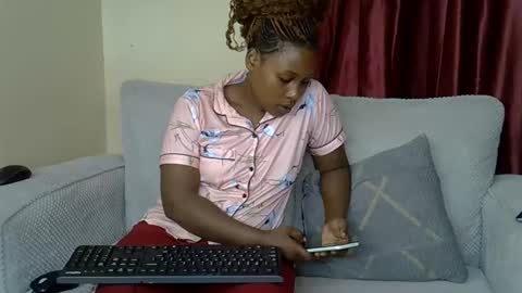 ebony_rubie online show from 04.18.26