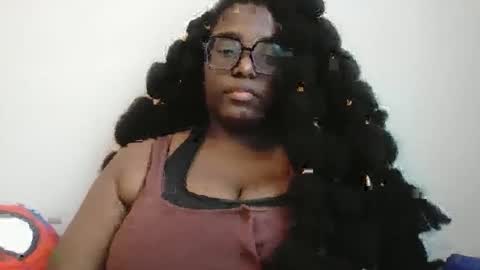 Snapshot of ebonybigtitqueen1 chatting on 10.24.25 ebonybigtitqueen1 online show from 10.24.25