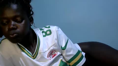 Snapshot of ebonybloom01 chatting on 02.08.26 ebonybloom01 online show from 02.08.26