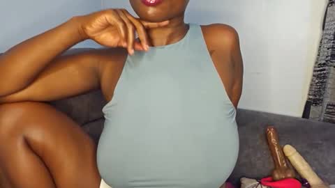 Ebony Melanie online show from 12.04.25