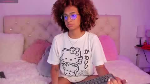 Queen Ebony online show from 12.10.24