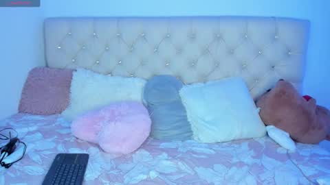 Queen Ebony online show from 03.05.25