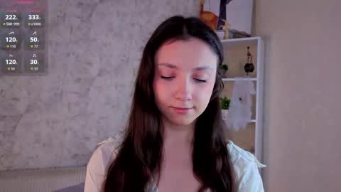 Snapshot of ebonyleibenstein chatting on 11.09.25 Milly online show from 11.09.25