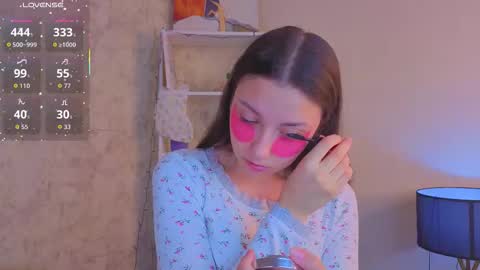 Snapshot of ebonyleibenstein chatting on 12.22.25 Milly online show from 12.22.25