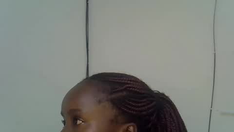 Snapshot of ebonyluxe12 chatting on 04.02.26 Ebony Luxe online show from 04.02.26