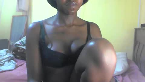 Ebonymuse2 online show from 03.21.26