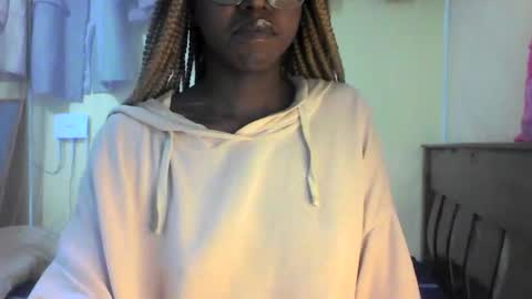 Ebonymuse2 online show from 04.27.26