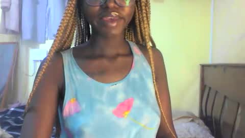 Ebonymuse2 online show from 04.30.26