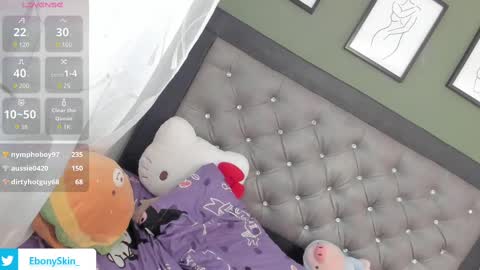 Snapshot of ebonyskinn chatting on 10.04.25 ebonyskinn online show from 10.04.25