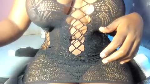 ebonysmiles00 online show from 07.30.26