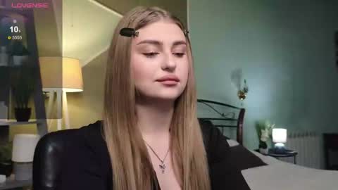 Snapshot of edaachi chatting on 02.01.25 Eda online show from 02.01.25