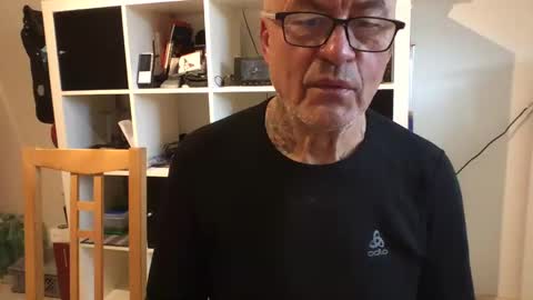 Snapshot of eddelmar chatting on 12.03.24 eddelmar online show from 12.03.24