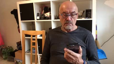 Snapshot of eddelmar chatting on 01.15.25 eddelmar online show from 01.15.25