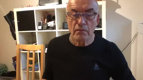 Snapshot of eddelmar chatting on 02.04.25 eddelmar online show from 02.04.25