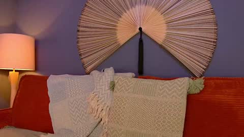 Snapshot of eddieds chatting on 01.04.25 Eddie online show from 01.04.25