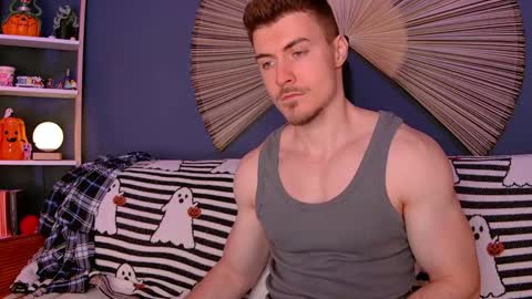 Snapshot of eddieds chatting on 10.01.25 Eddie online show from 10.01.25